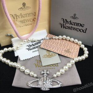 Brand New Vivienne Westwood  Pearl Bas Relief Choker in Silve